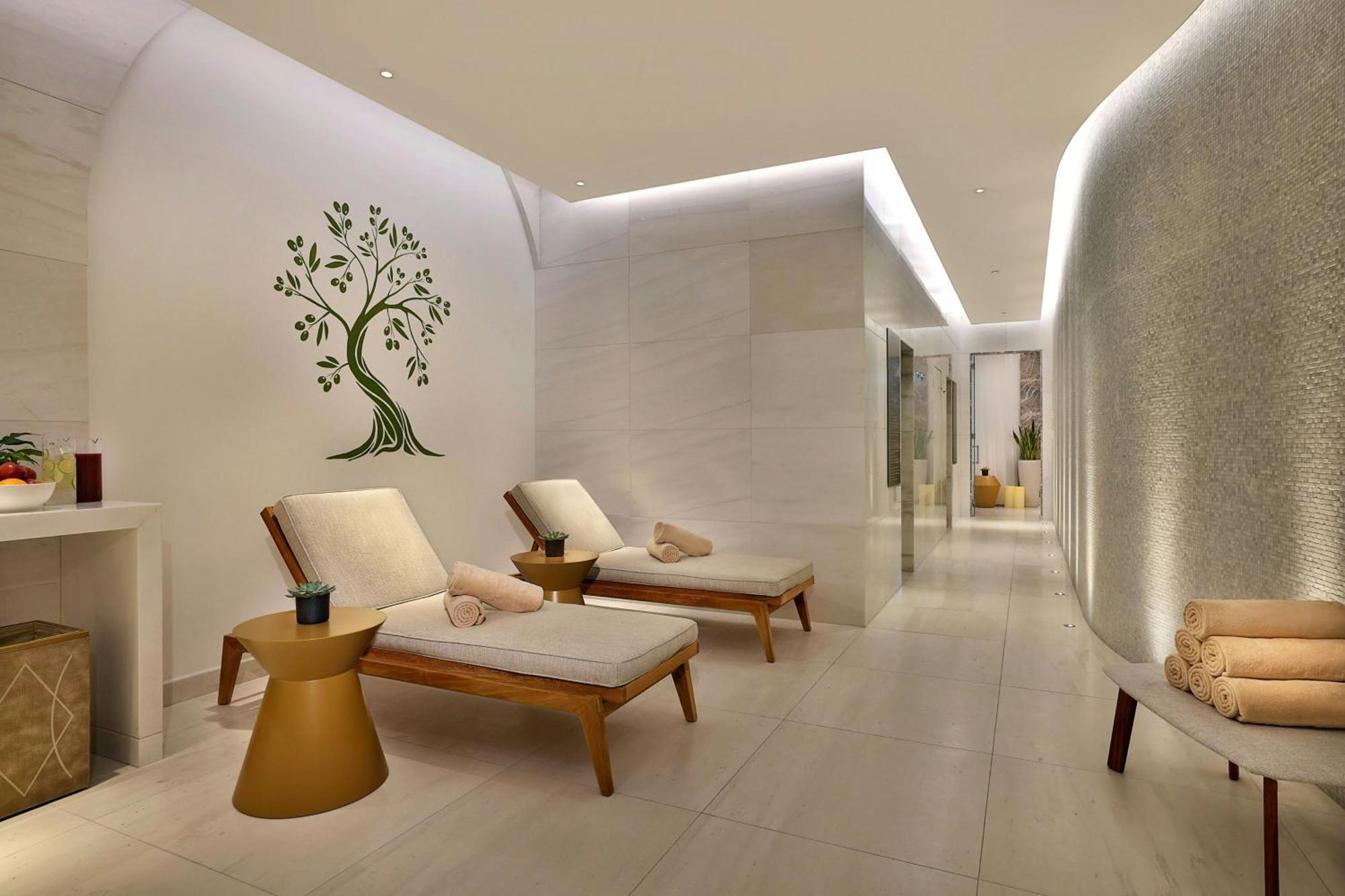 The Ritz-Carlton, Amman Hotel Eksteriør billede Spa at The Westin