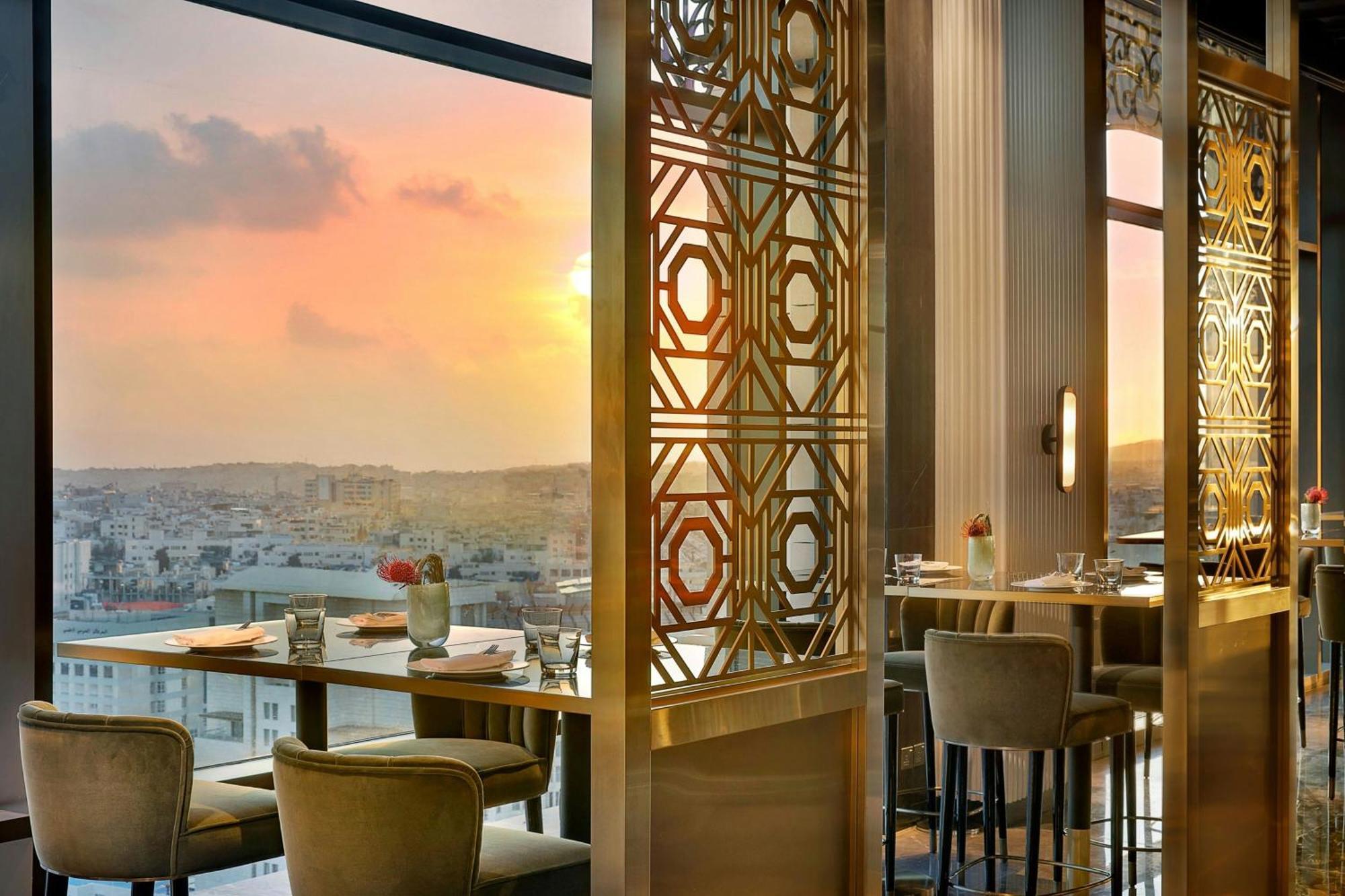 The Ritz-Carlton, Amman Hotel Eksteriør billede The View