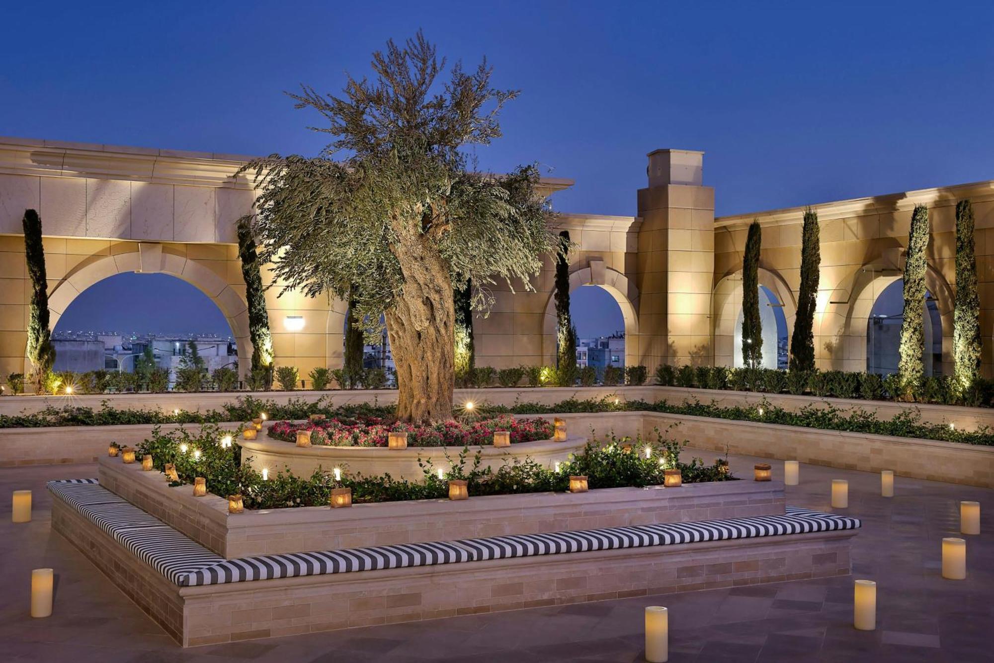 The Ritz-Carlton, Amman Hotel Eksteriør billede The Westin La Paloma