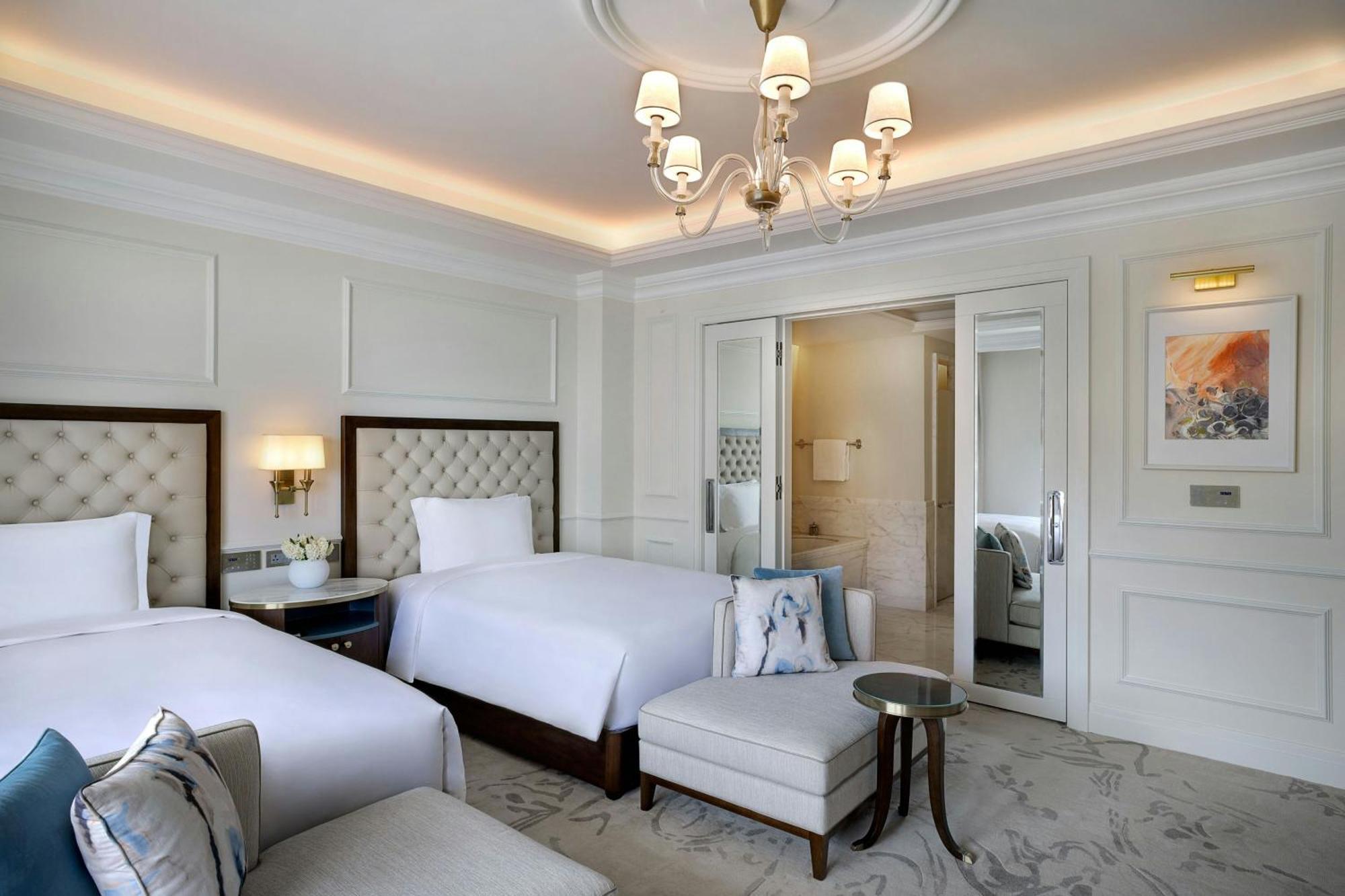 The Ritz-Carlton, Amman Hotel Eksteriør billede Deluxe Room
