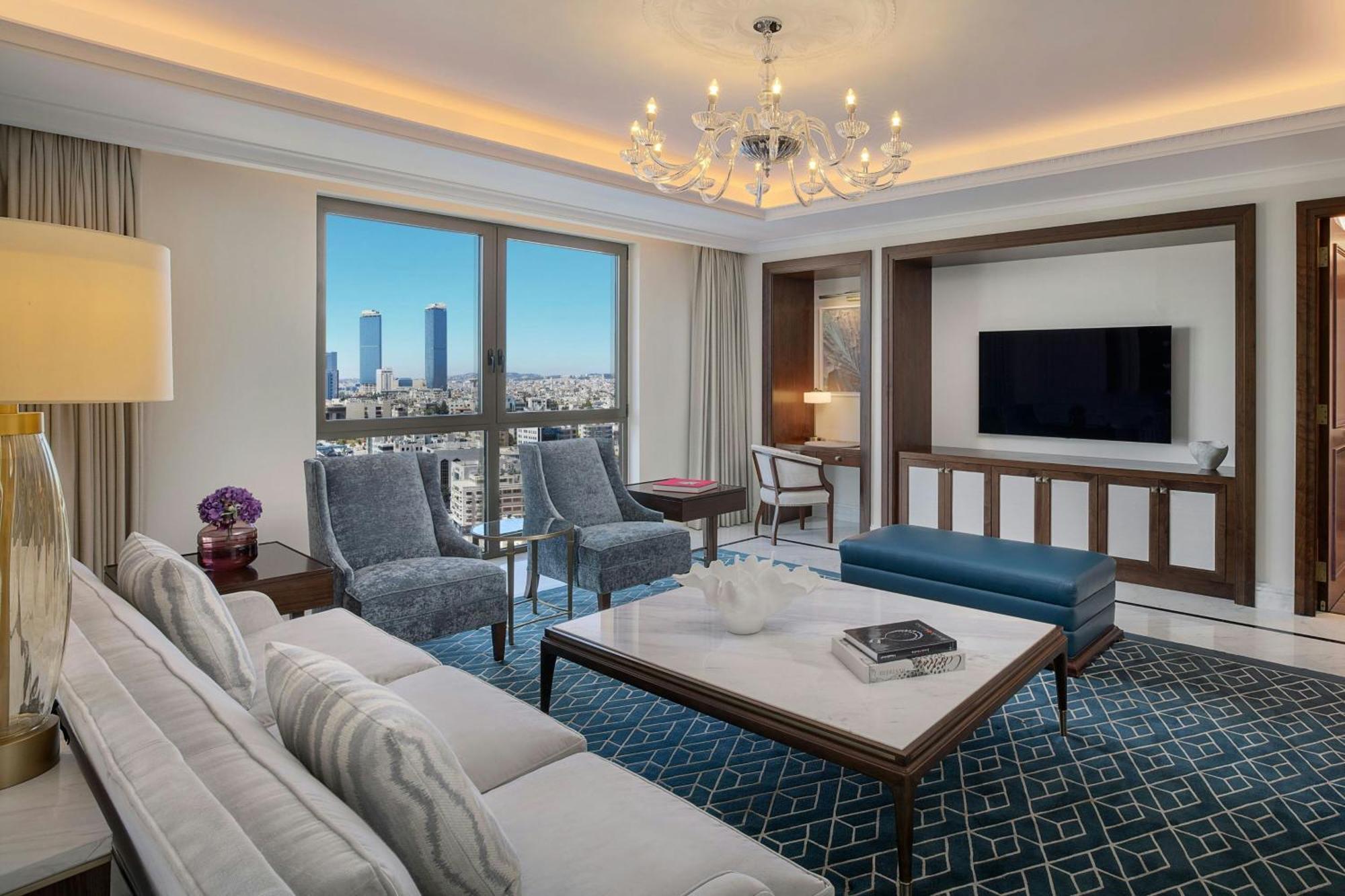 The Ritz-Carlton, Amman Hotel Eksteriør billede A suite at the hotel